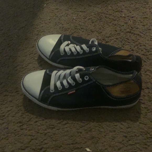 Converse - Picture 4 of 4